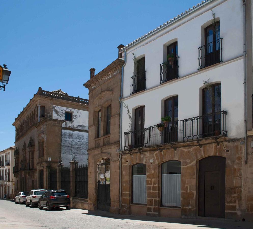 Apartamentos Tres Llaves Palacio De Vela De Los Cobos Úbeda Exteriér fotografie