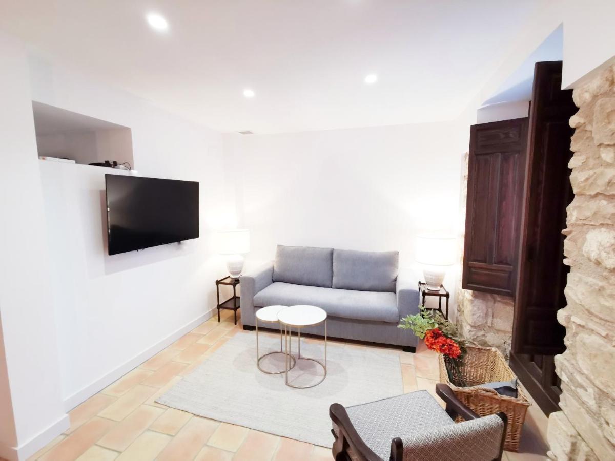 Apartamentos Tres Llaves Palacio De Vela De Los Cobos Úbeda Exteriér fotografie